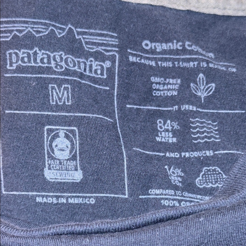 🌺Patahoni Blue Short Sleeve Tee with Graphic Design - Picture 3 of 3